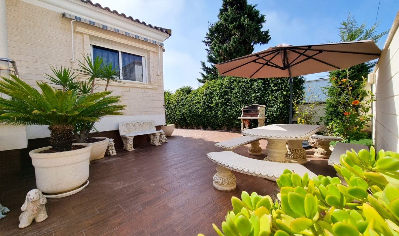 Reventa - Villa - Torrevieja - La Mata