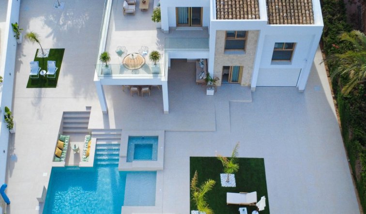 Obra nueva - Villa - Orihuela Costa - Campoamor