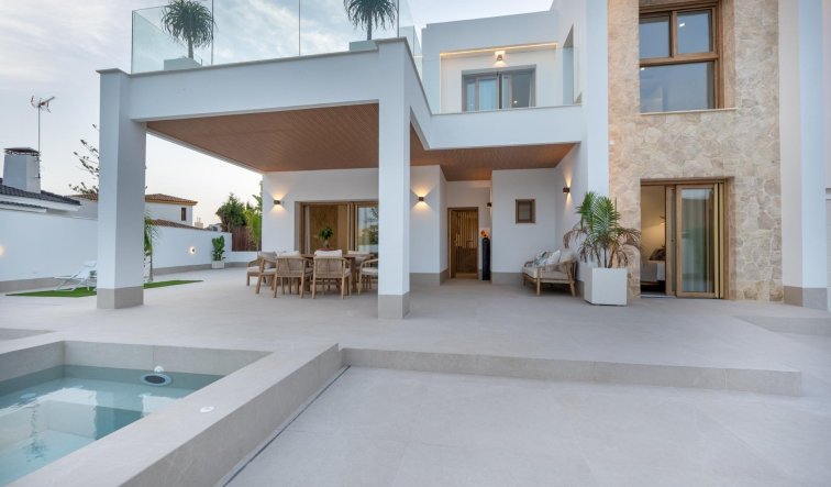 Obra nueva - Villa - Orihuela Costa - Campoamor