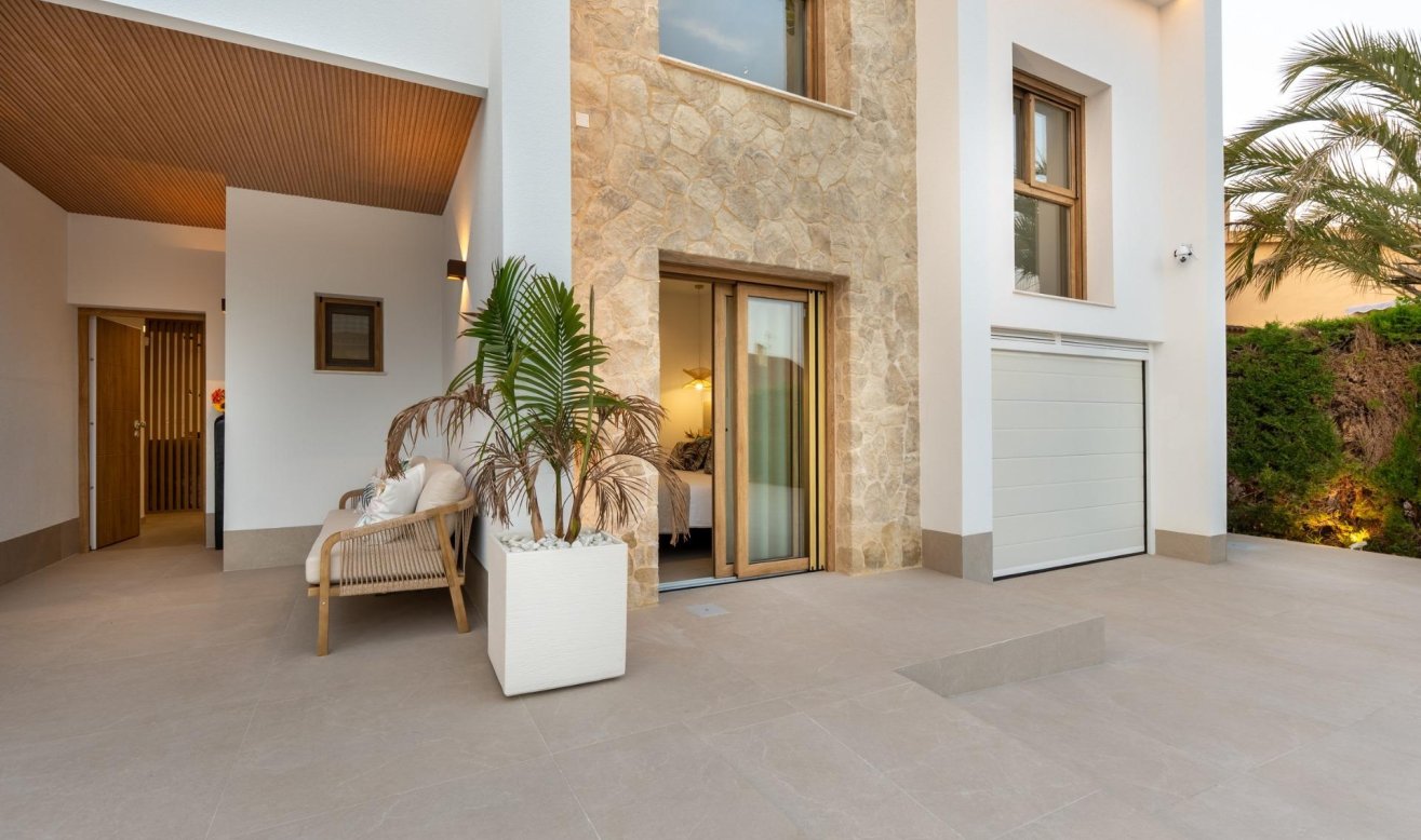 Obra nueva - Villa - Orihuela Costa - Campoamor