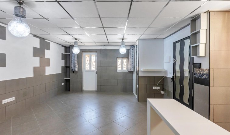 Resale - Apartment / flat - Torrevieja - La Mata pueblo