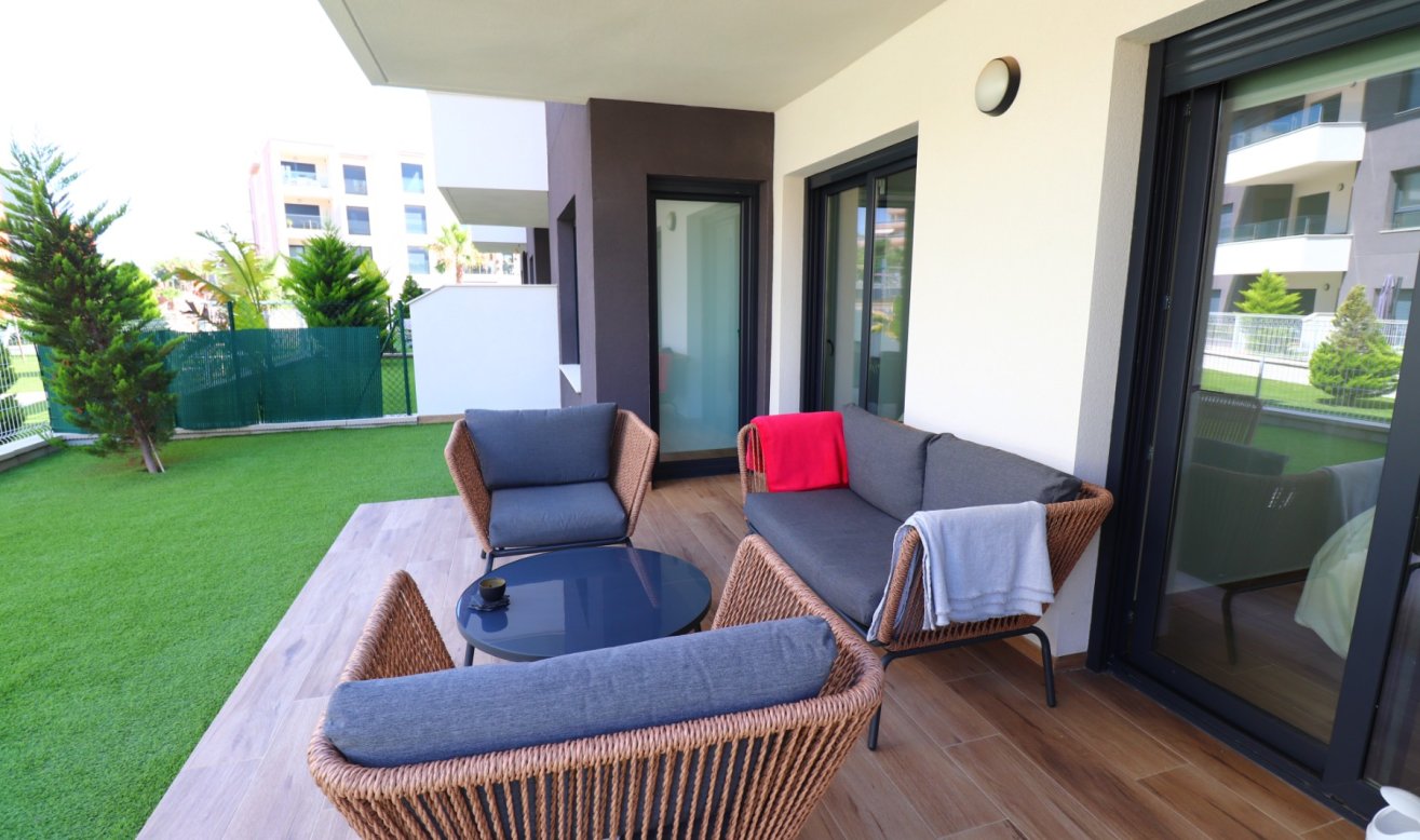 Resale - Apartment / flat - Orihuela Costa - Villamartin