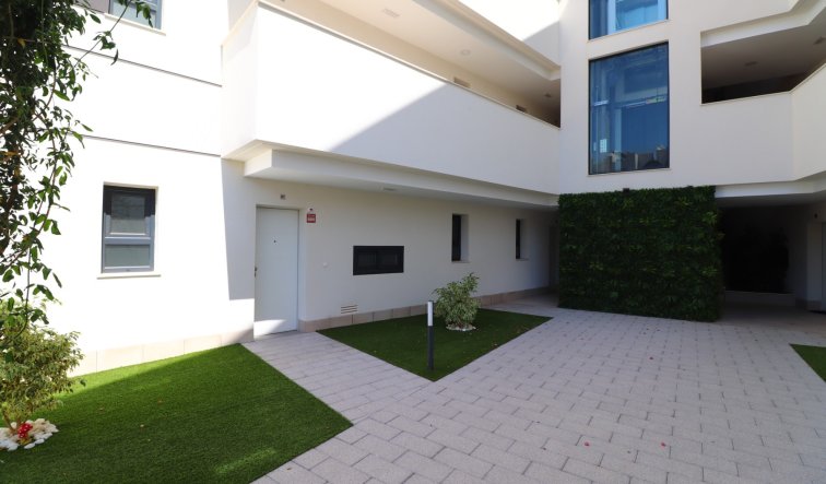 Resale - Apartment / flat - Orihuela Costa - Villamartin