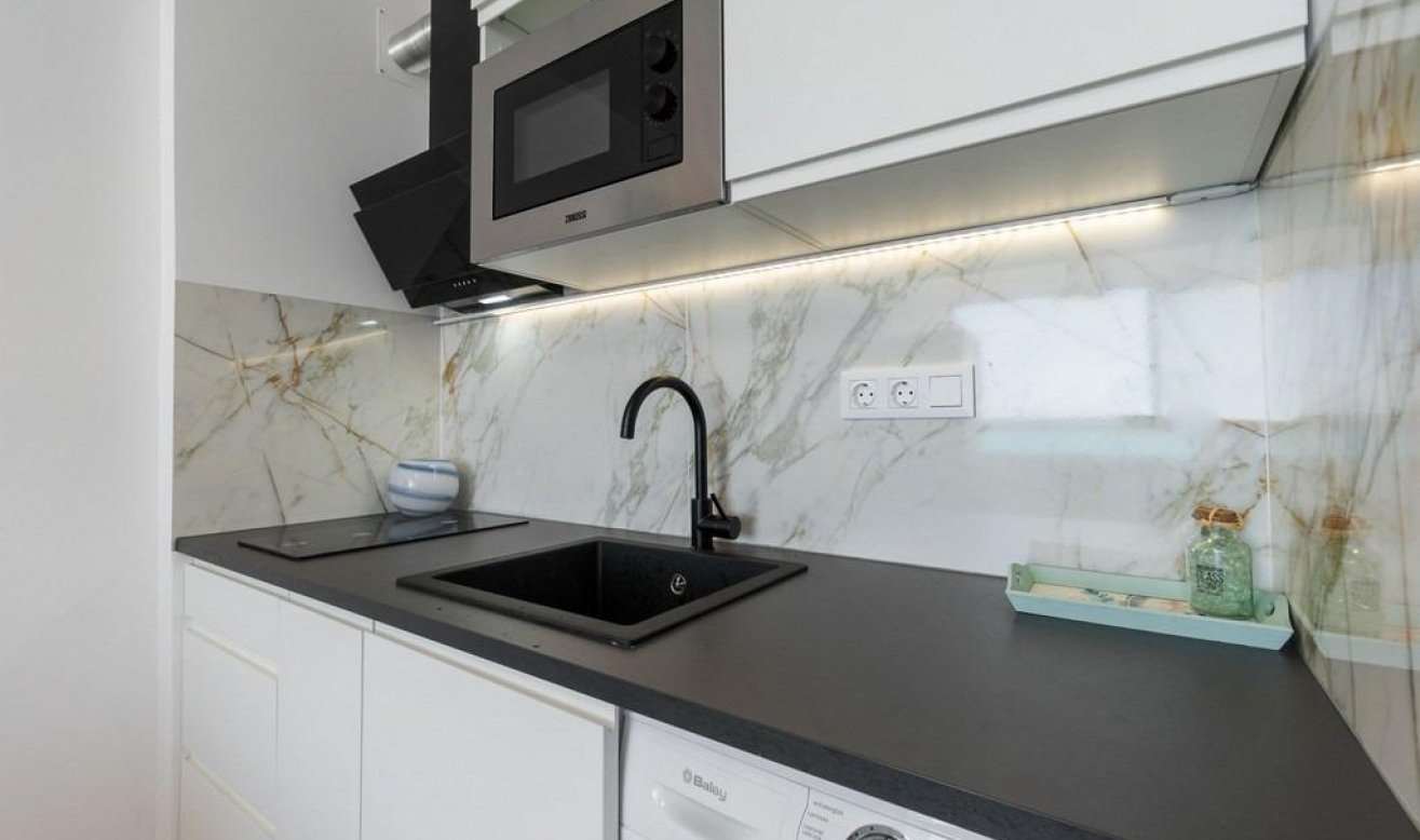 Resale - Apartment / flat - Torrevieja - Cabo cervera