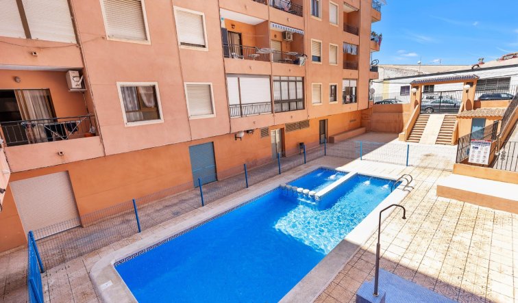 Resale - Flat - Torrevieja - Centro