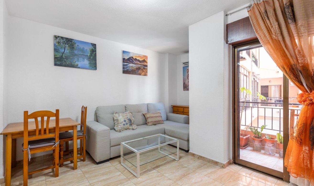 Resale - Flat - Torrevieja - Centro