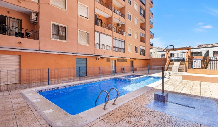 Resale - Flat - Torrevieja - Centro