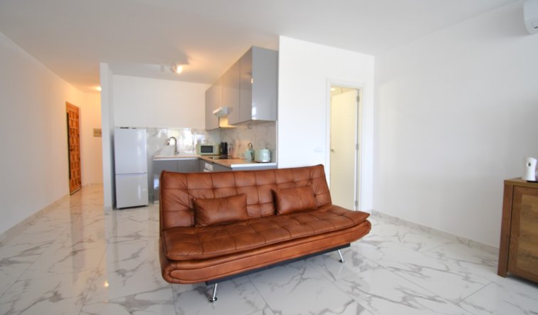 Resale - Apartment / flat - Orihuela Costa - Villamartin
