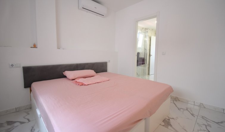Resale - Apartment / flat - Orihuela Costa - Villamartin