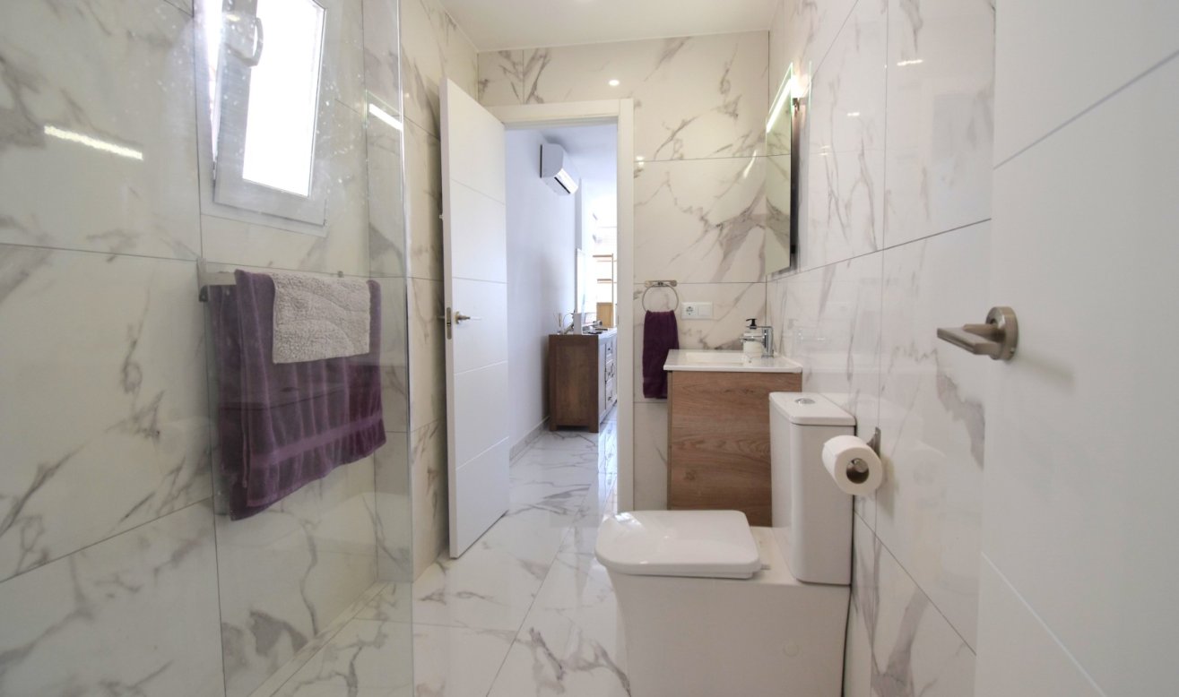 Resale - Apartment / flat - Orihuela Costa - Villamartin