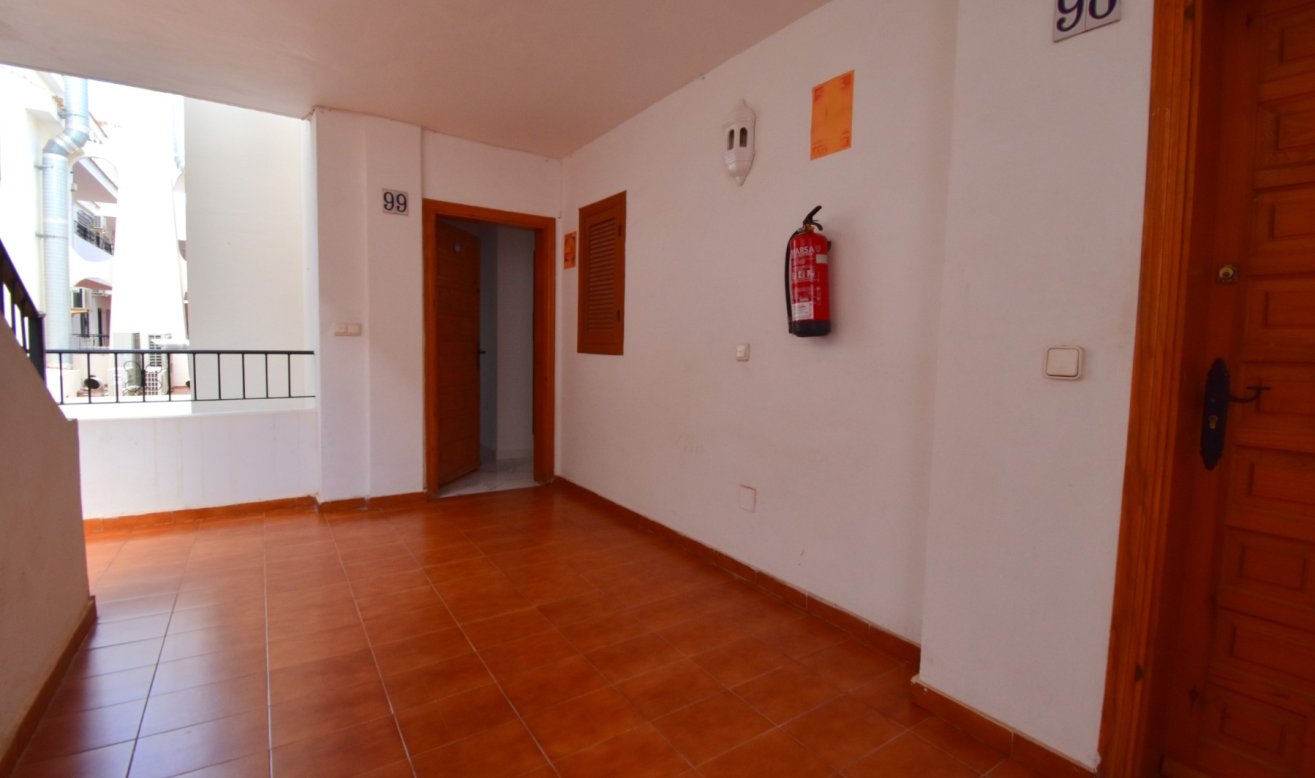 Resale - Apartment / flat - Orihuela Costa - Villamartin