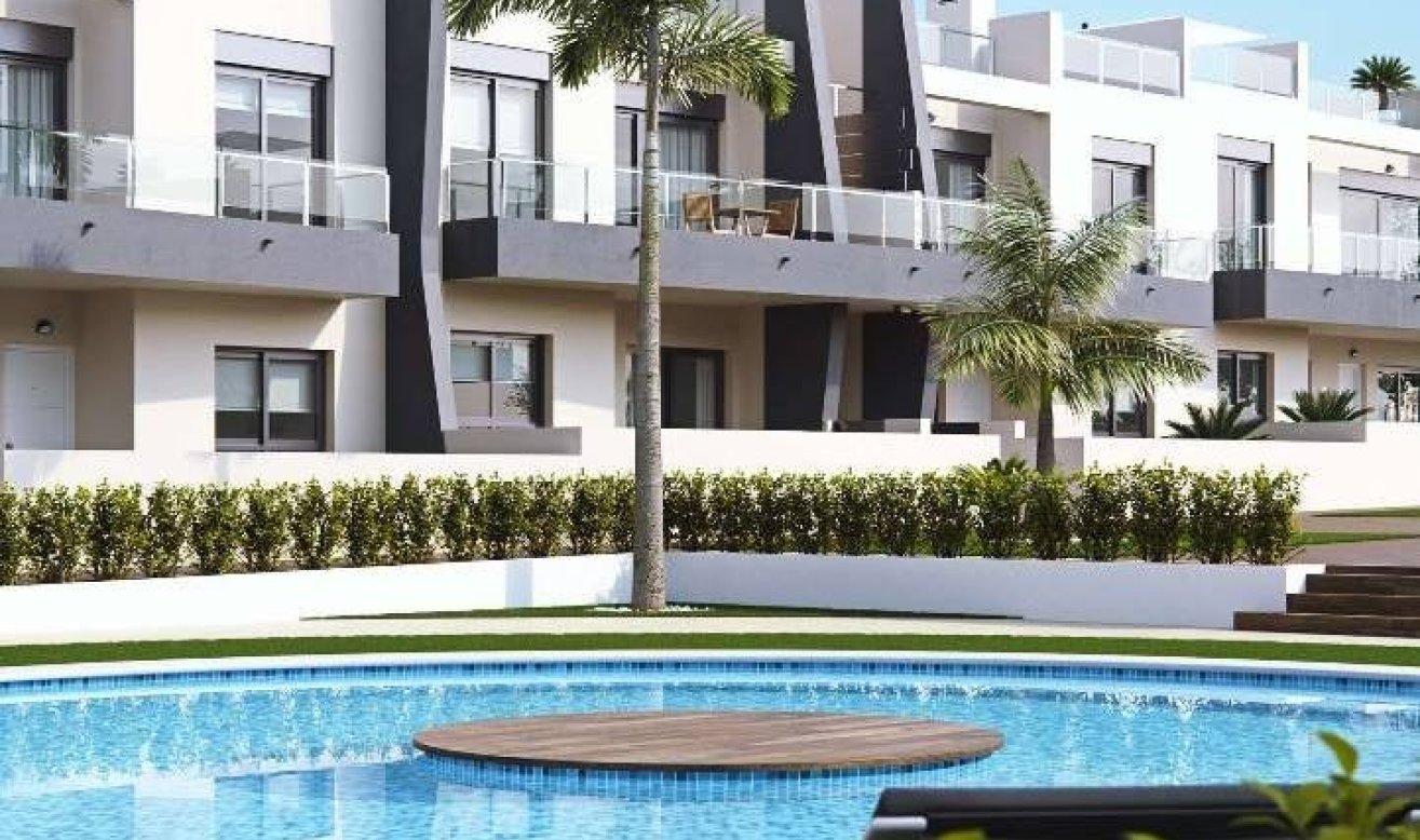 Resale - Bungalow - Pilar de la Horadada - Torre De La Horadada