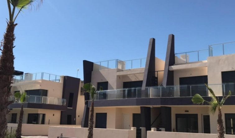 Resale - Bungalow - Pilar de la Horadada - Torre De La Horadada
