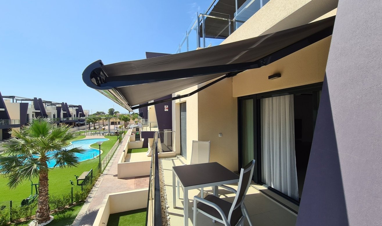 Resale - Bungalow - Pilar de la Horadada - Torre De La Horadada
