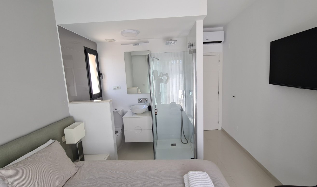 Resale - Bungalow - Pilar de la Horadada - Torre De La Horadada
