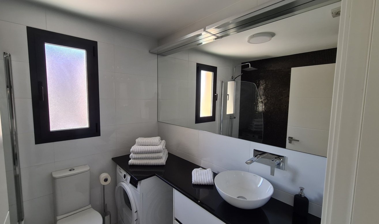 Resale - Bungalow - Pilar de la Horadada - Torre De La Horadada