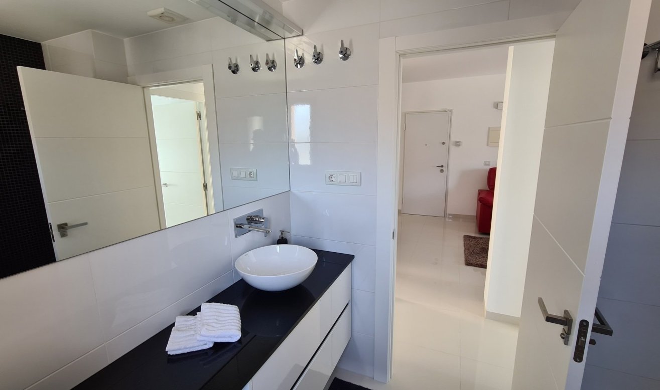 Resale - Bungalow - Pilar de la Horadada - Torre De La Horadada
