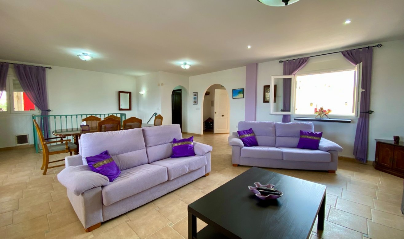 Resale - Villa - Algorfa - Lomas De La Juliana