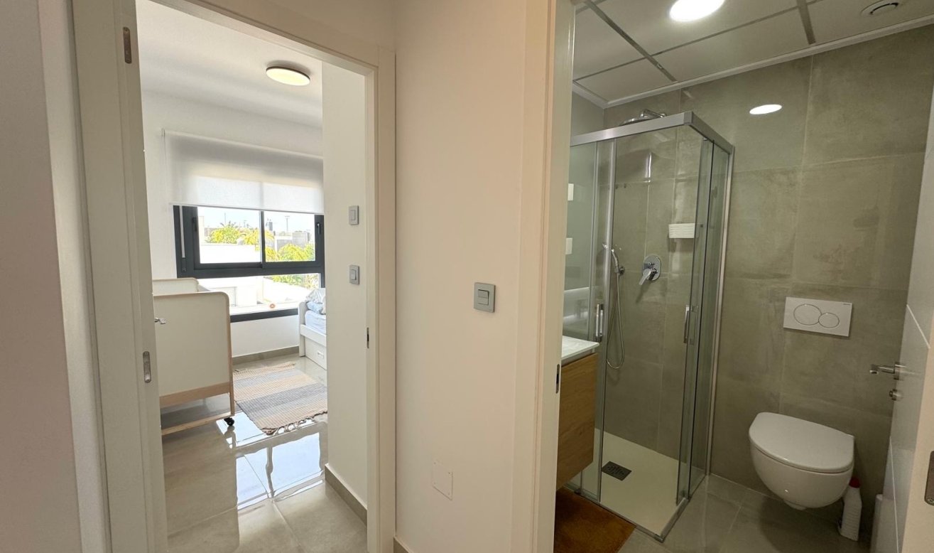 Resale - Apartment / flat - Pilar de la Horadada - Pilar de La Horadada - Town