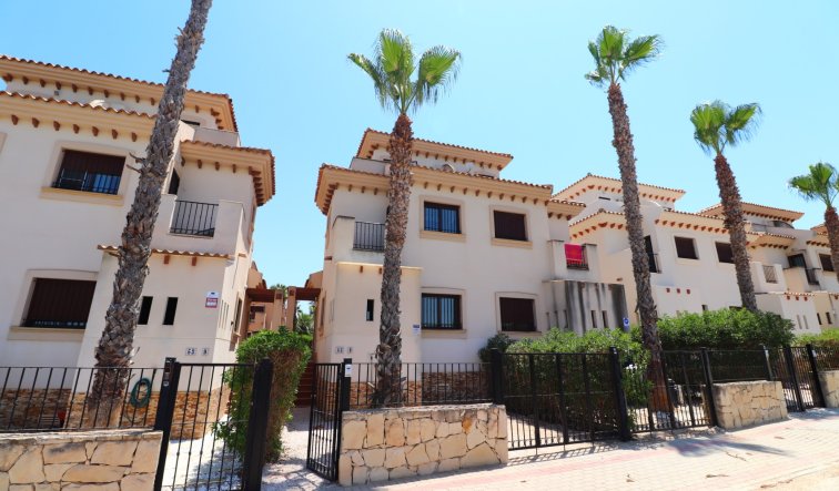 Resale - Semi Detached Villa - Algorfa - La Finca Golf Resort