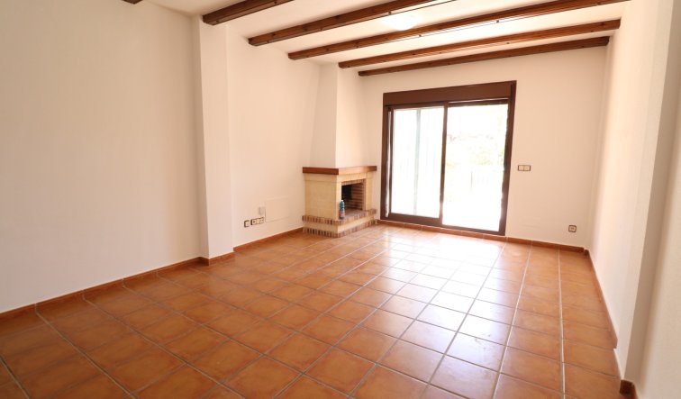 Resale - Semi Detached Villa - Algorfa - La Finca Golf Resort