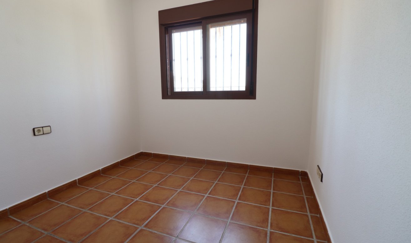 Resale - Semi Detached Villa - Algorfa - La Finca Golf Resort