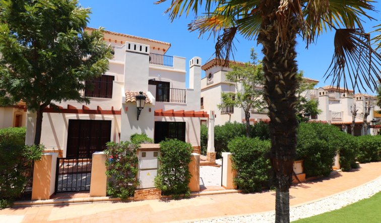 Resale - Semi Detached Villa - Algorfa - La Finca Golf Resort