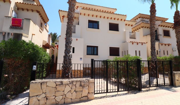 Resale - Semi Detached Villa - Algorfa - La Finca Golf Resort