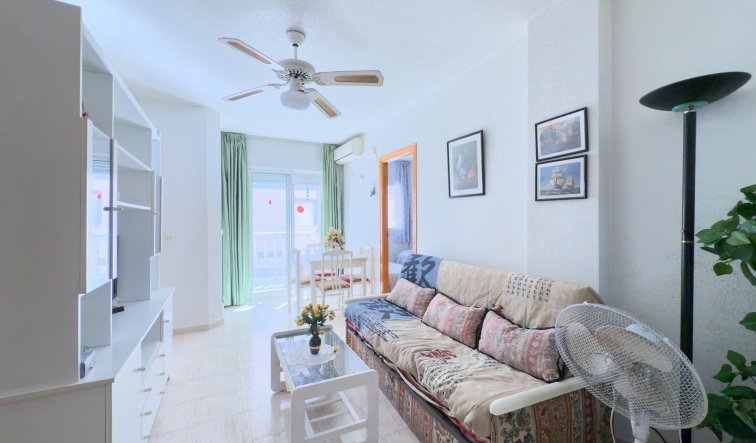 Resale - Apartment / flat - Torrevieja - Acequion
