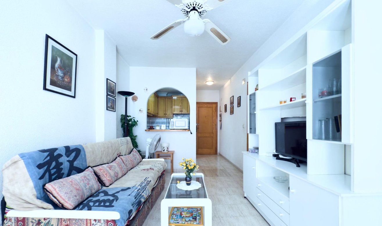Resale - Apartment / flat - Torrevieja - Acequion