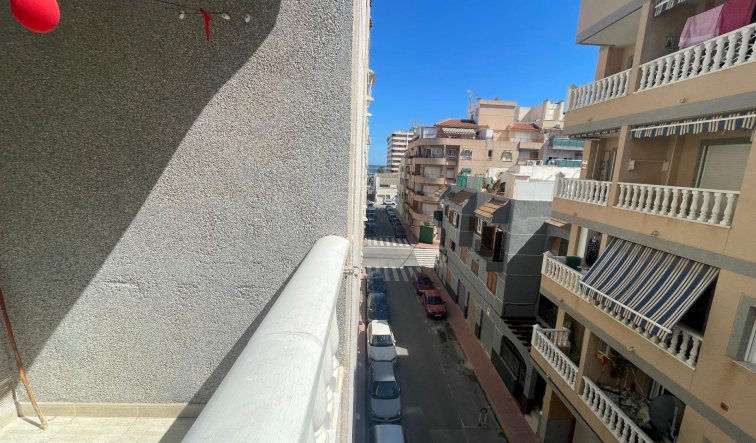 Resale - Apartment / flat - Torrevieja - Acequion