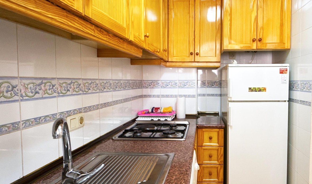 Resale - Apartment / flat - Torrevieja - Acequion