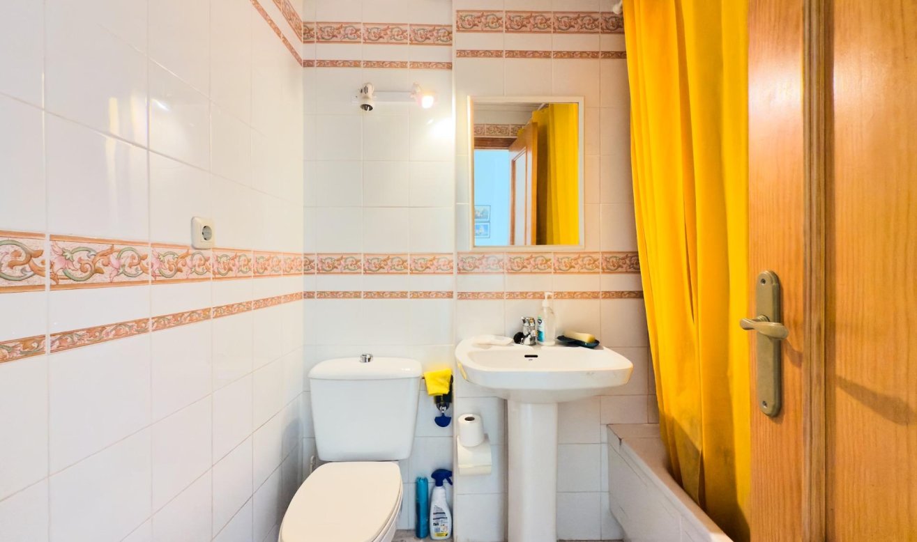 Resale - Apartment / flat - Torrevieja - Acequion