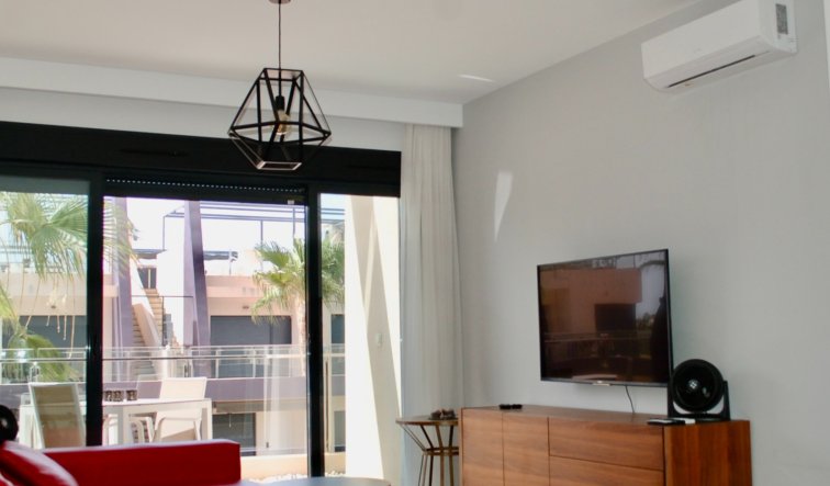 Resale - Bungalow - Pilar de la Horadada - Torre De La Horadada