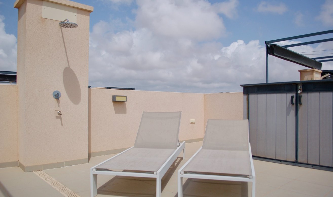 Resale - Bungalow - Pilar de la Horadada - Torre De La Horadada