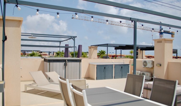 Resale - Bungalow - Pilar de la Horadada - Torre De La Horadada