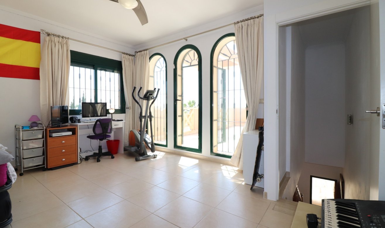Resale - Detached Villa - Ciudad Quesada - La Fiesta