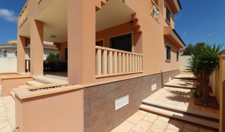Resale - Detached Villa - Ciudad Quesada - La Fiesta