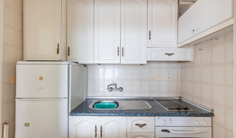 Resale - Apartment / flat - Torrevieja - Cabo cervera