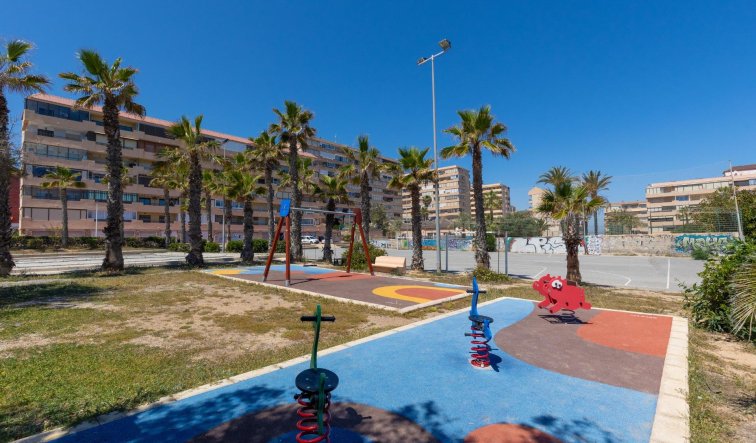 Resale - Apartment / flat - Torrevieja - Cabo cervera
