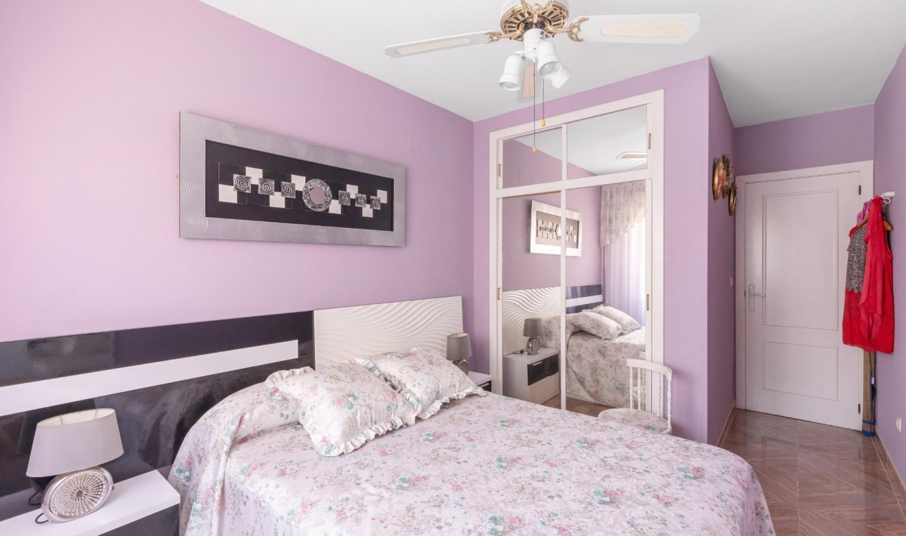 Resale - Apartment / flat - Torrevieja - La Mata