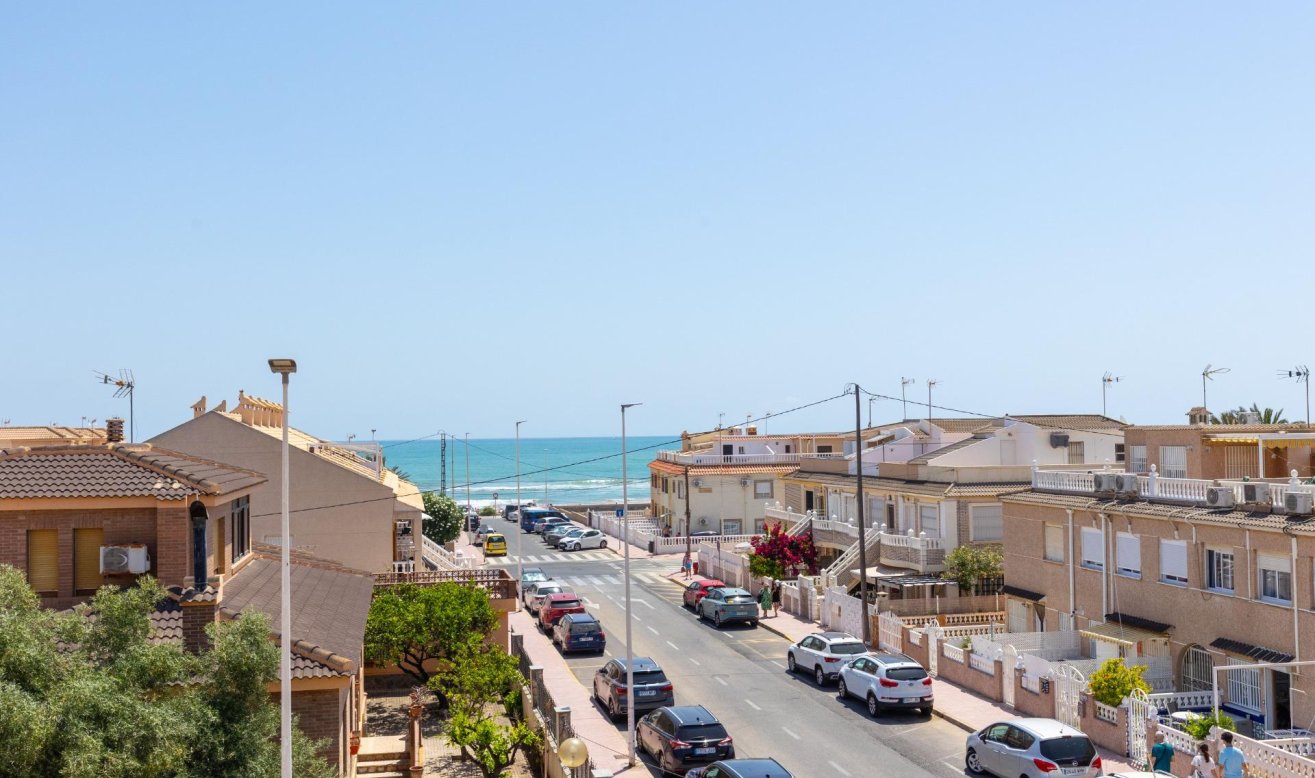 Resale - Apartment / flat - Torrevieja - La Mata