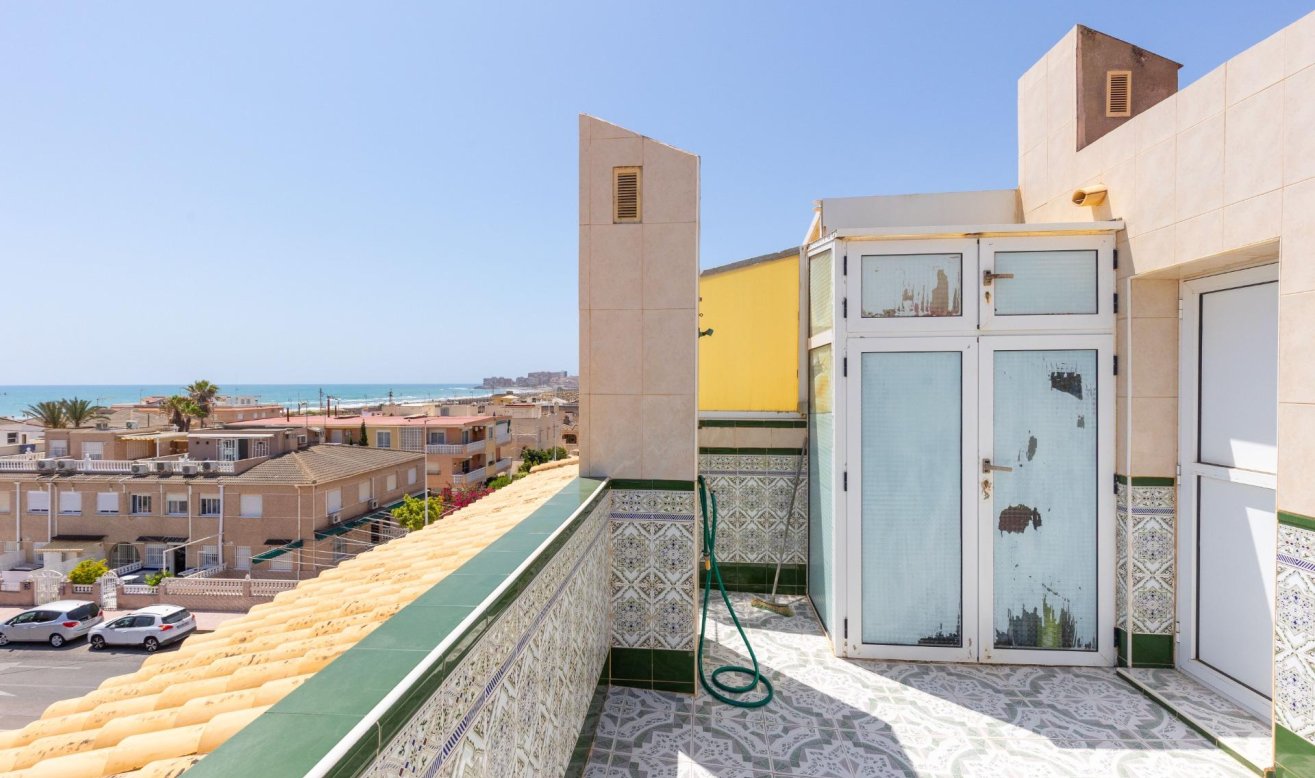 Resale - Apartment / flat - Torrevieja - La Mata