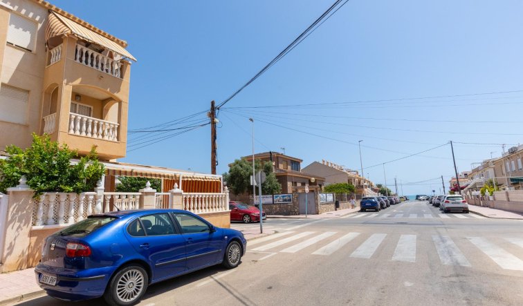 Resale - Apartment / flat - Torrevieja - La Mata