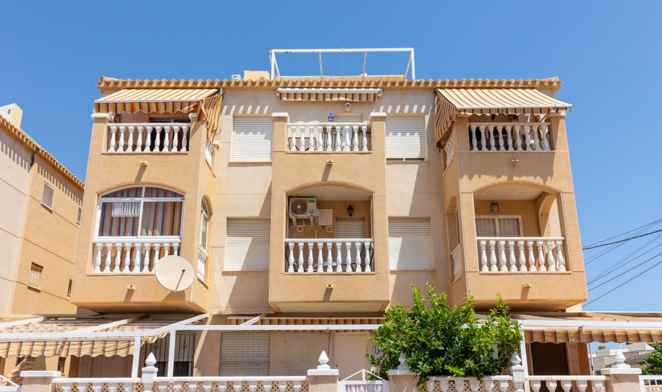 Resale - Apartment / flat - Torrevieja - La Mata