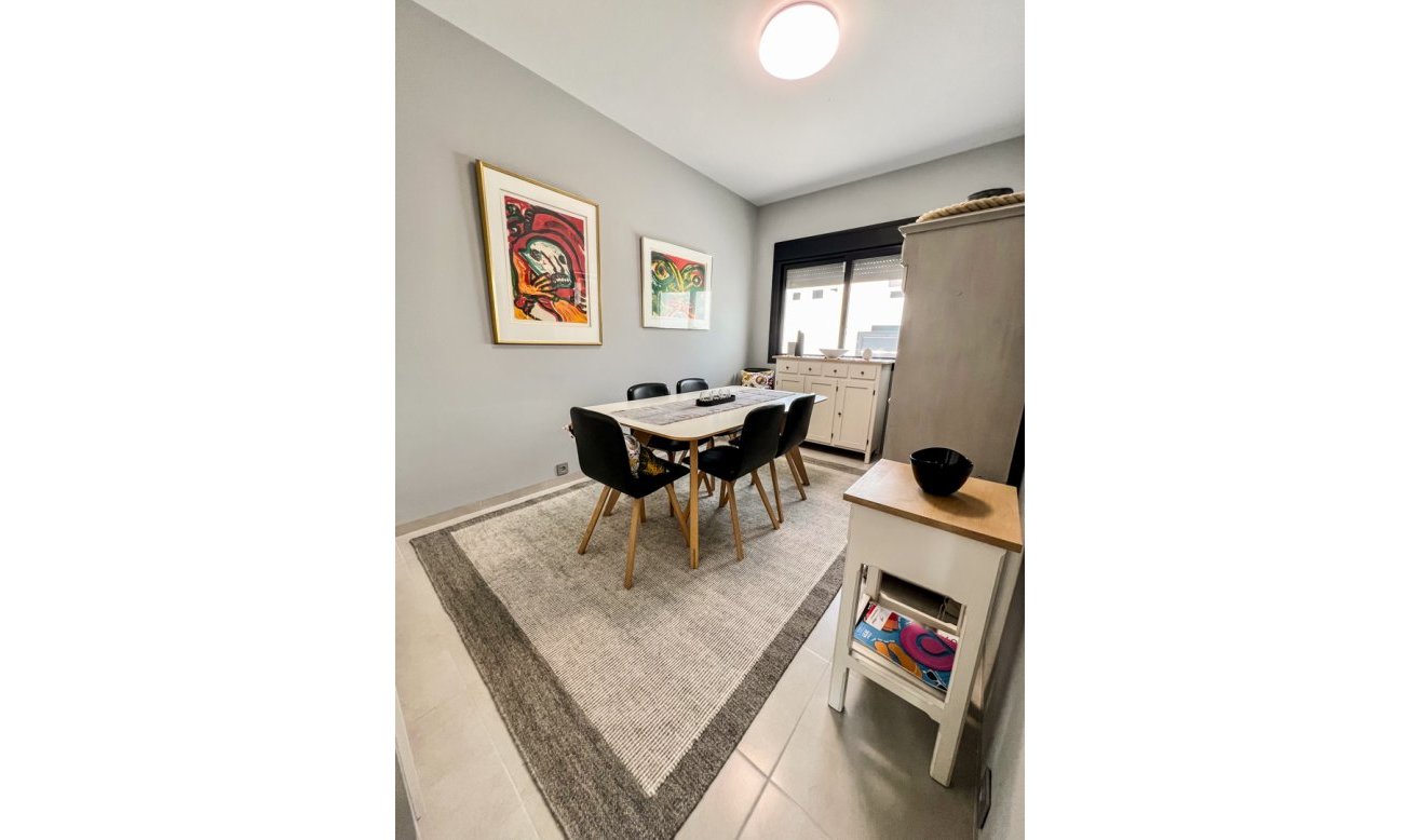 Resale - Villa - Lo Pagan - None