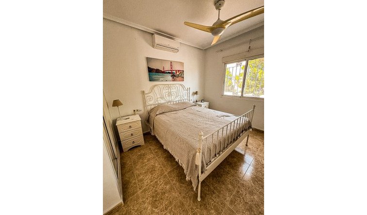 Resale - Villa - Orihuela Costa - Dehesa De Campoamor