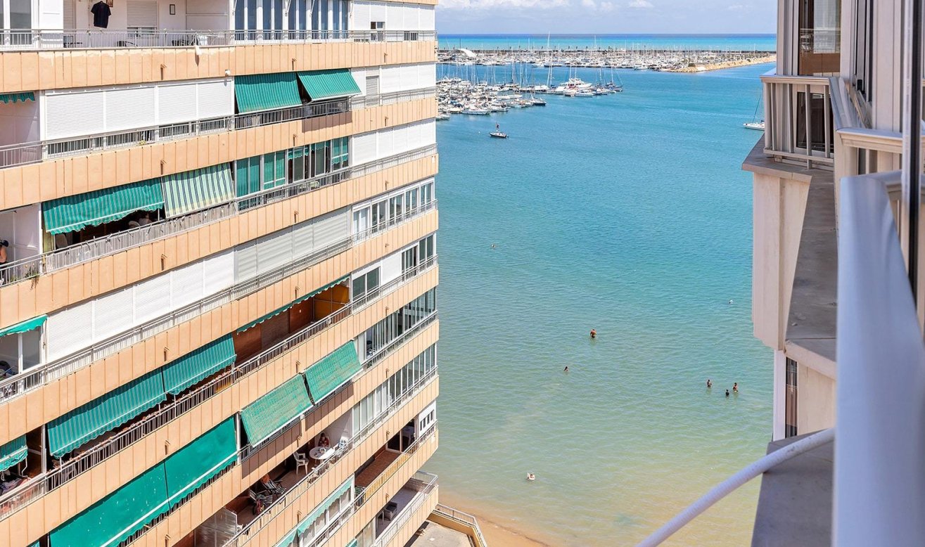 Resale - Apartment / flat - Torrevieja - Acequion