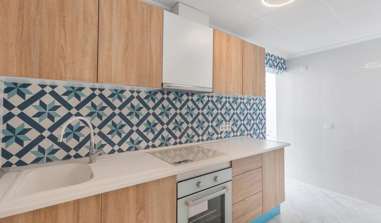 Resale - Apartment / flat - Torrevieja - Acequion