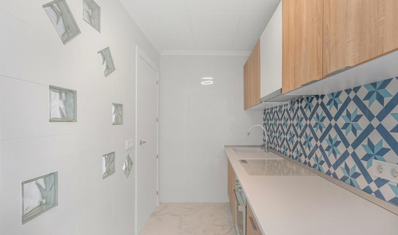 Resale - Apartment / flat - Torrevieja - Acequion